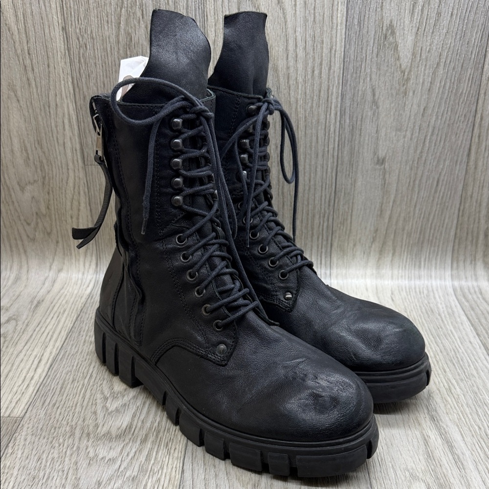 YHE SHOE BOX Black Leather Combat Boots for Women